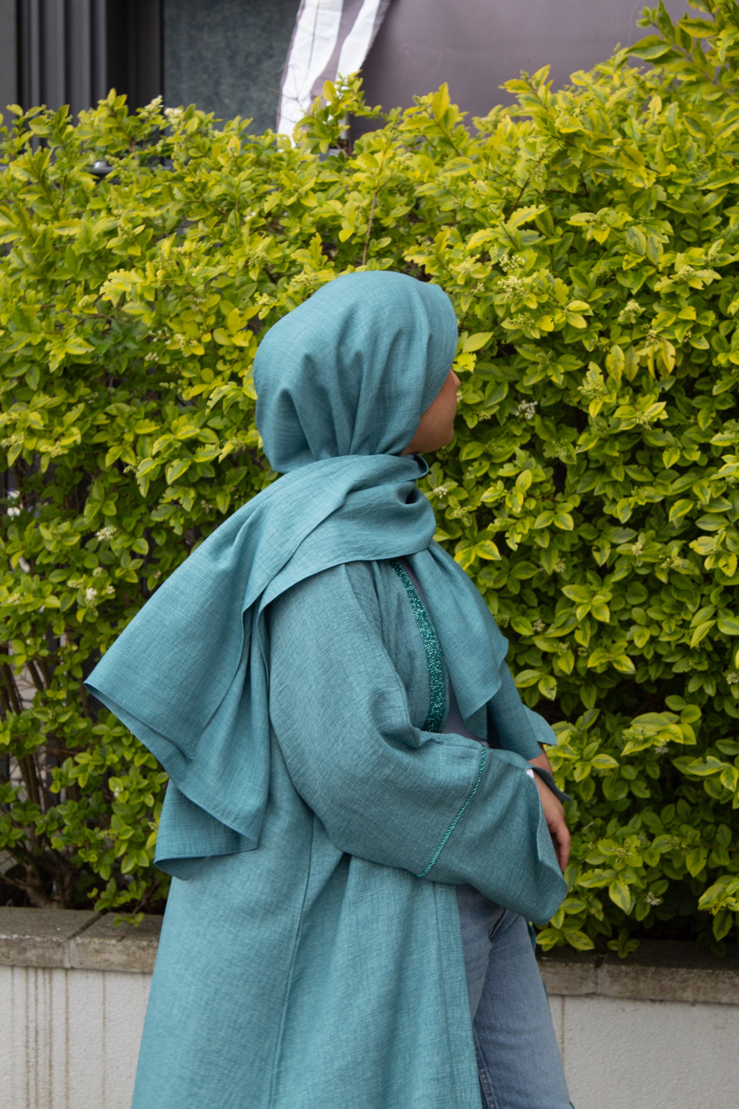 Safiya abaya in blue
