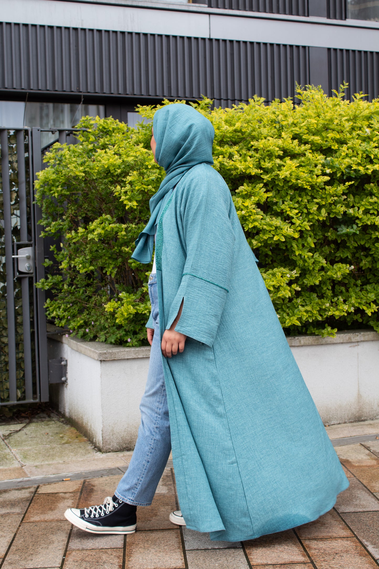 Safiya abaya in blue